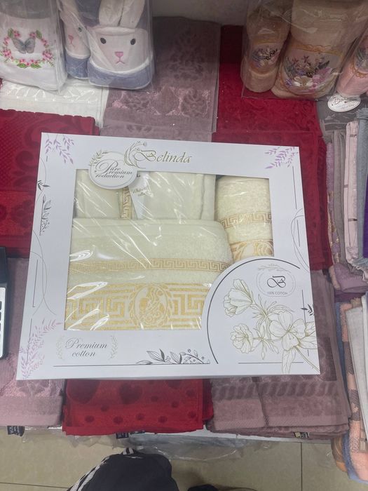 Ozingiz uchun xalat, banniy sochiq, yuz sochiq