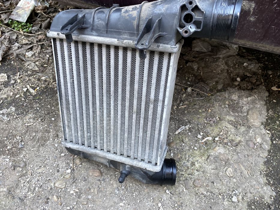 Intercooler audi A4 B7 2004 - 2008 seat exeo 2008 - 2013