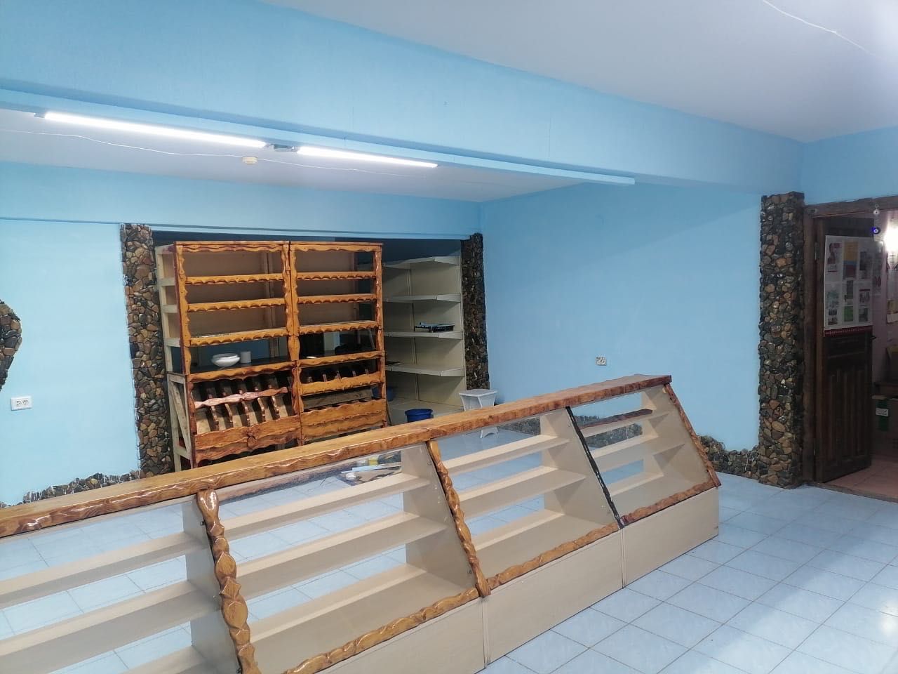 Продам помещение коммерческое 78 кв.м. в п. Глубокое.