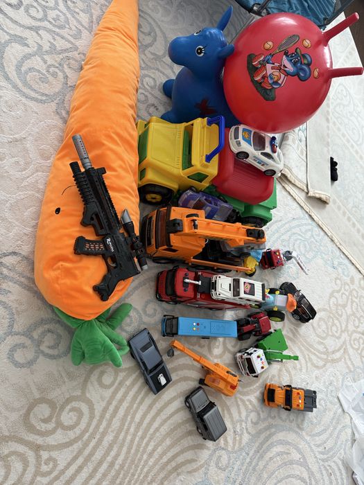 Игрушки для мальчика