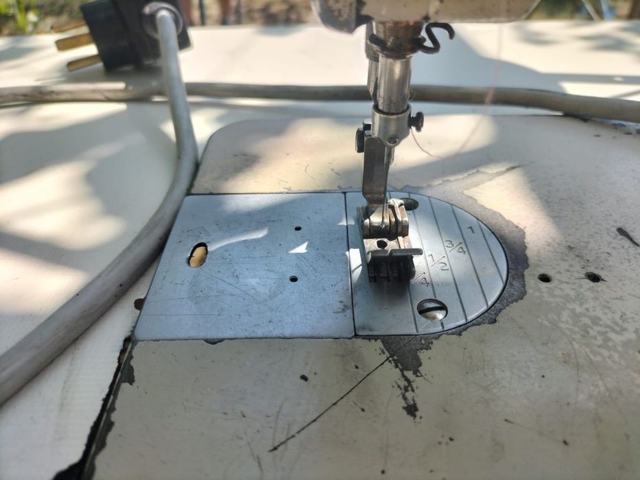 Mașină de cusut industrială Juki DDL-888N +masă+ motor 220V funtionala