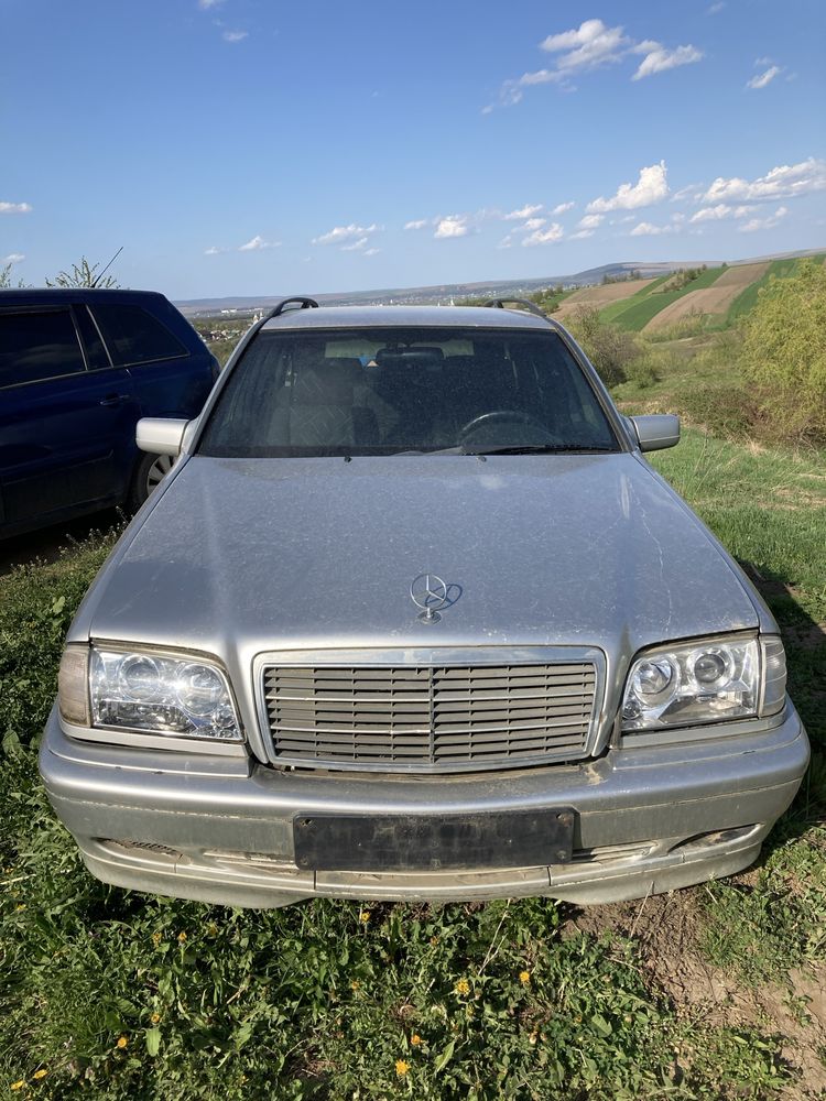 Vand mercedes c250 an 1998