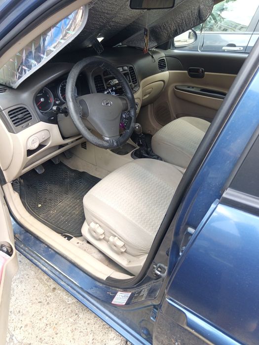 Vând Hyundai accent 3