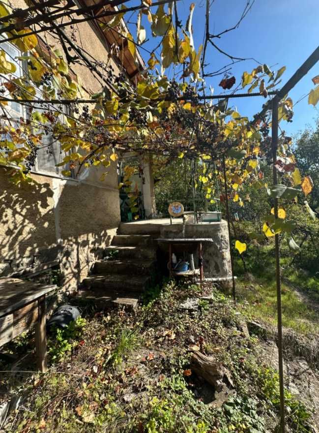 Продава се Къща в с. Владо Тричков, Област София-област - 24 кв.м за 1584 €/кв.м - Снимка #2