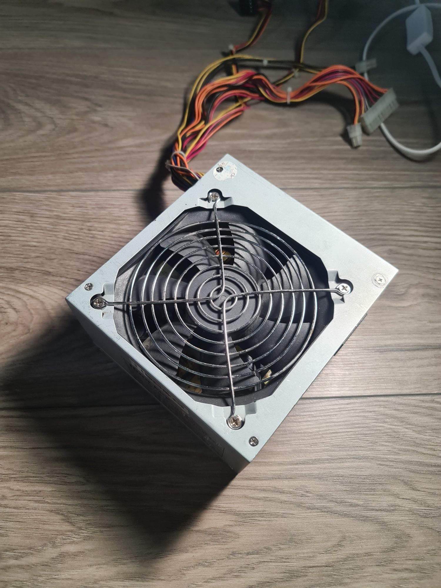 Блок питания Huntkey CP-400H 400W + кабель питания, б/у