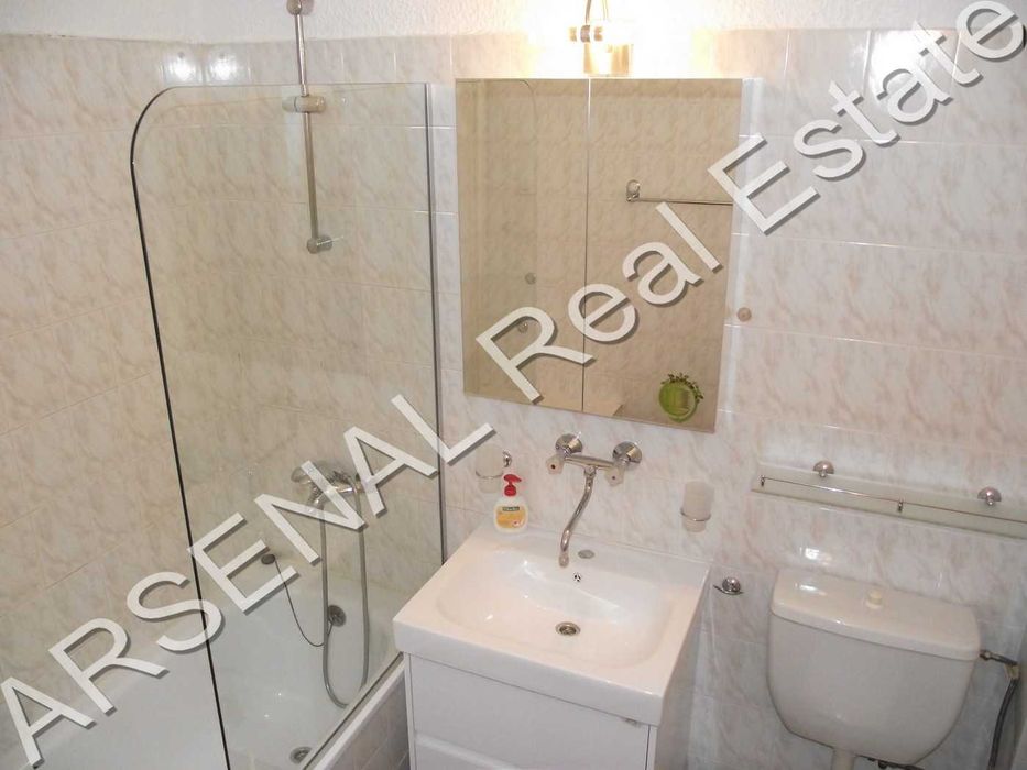 Дава се под наем Тристаен апартамент в София, Център - 126 кв.м за 800 € - Снимка #5