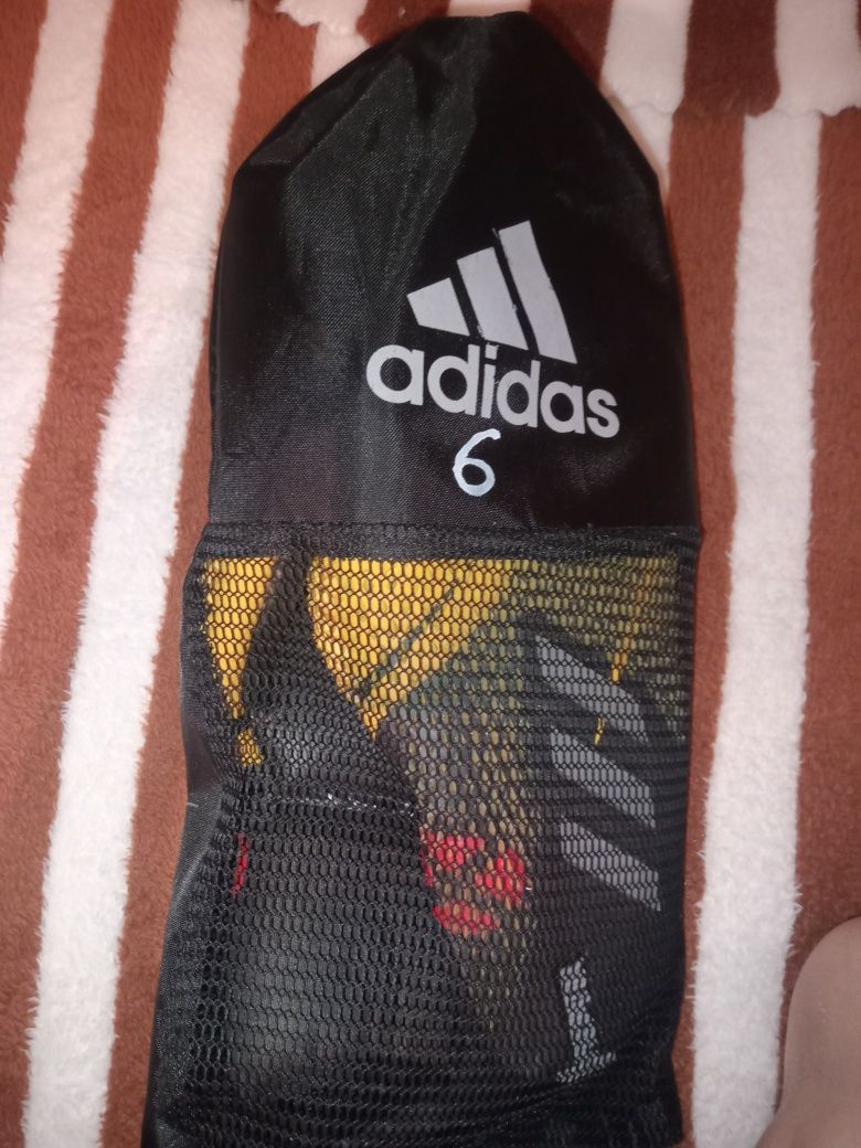 Перчатка Adidas Predator