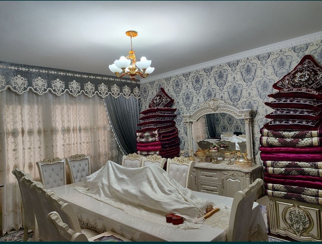 Своя срочно продаётся квартира
