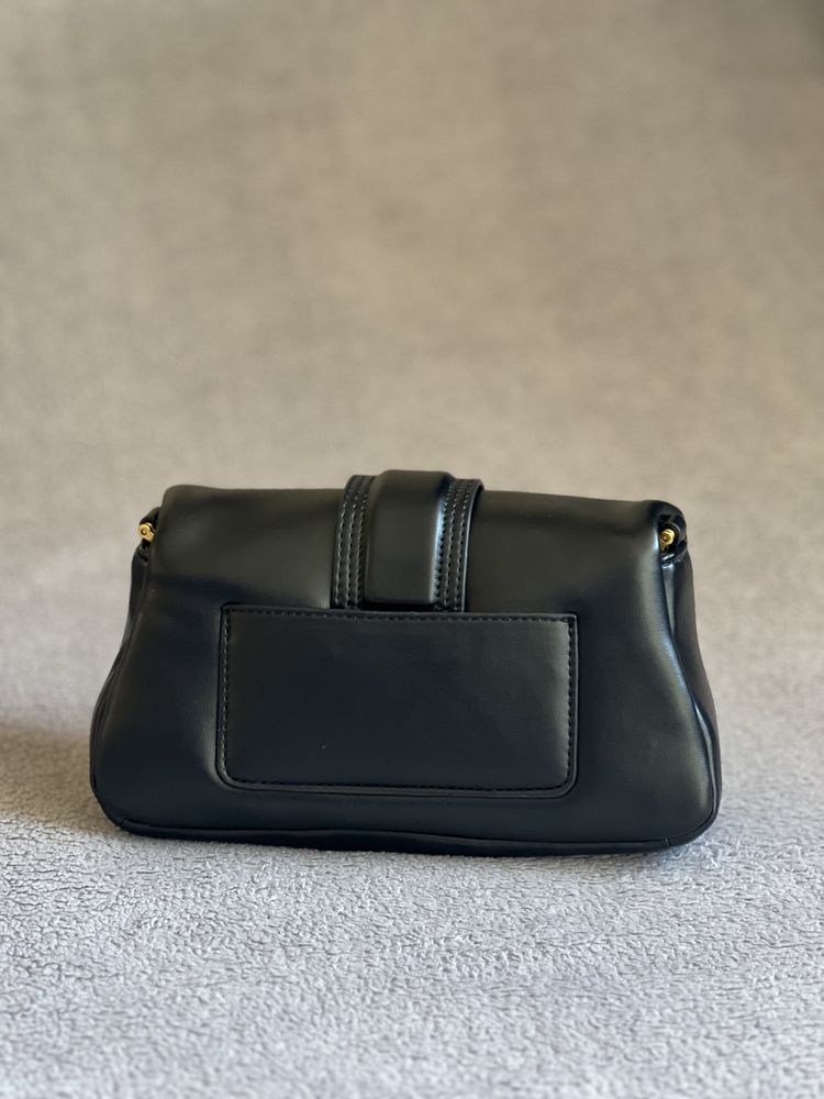 Дамска кожена чанта Jacquemus