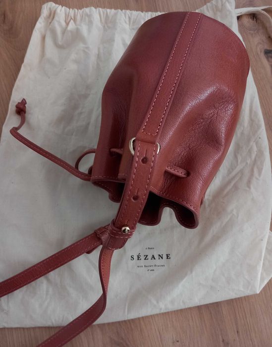 Дамска чанта Sezane - Естествена телешка кожа и златни орнаменти