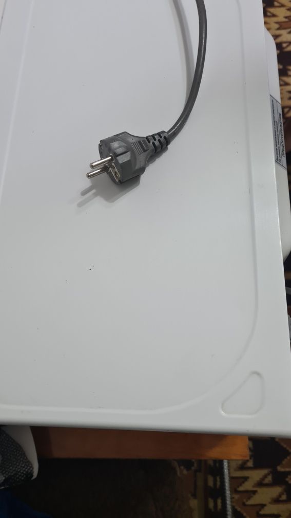 Продам микроволновку  LG  MS—1724
