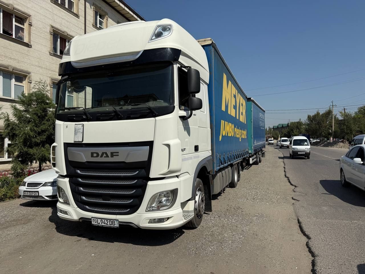 DAF XF EURO 6 паравоз + Kotschenrether прицеп cотилади