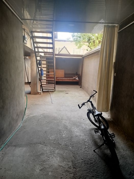 Uchaska sotladi beshqayrg'ochta