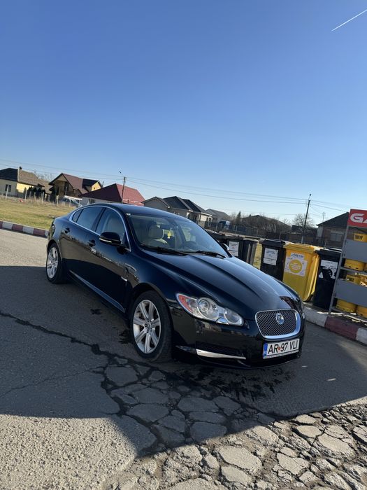 Jaguar XF 3.0D 241cp