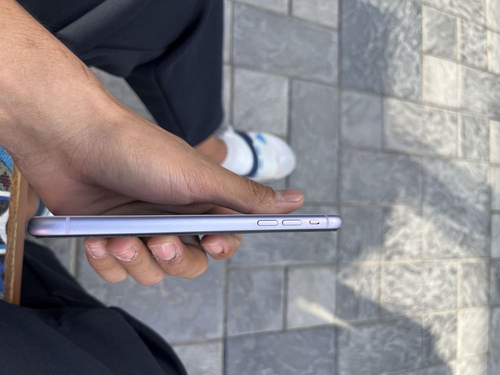 Iphone 11  жағдайы жақсы срочна 85 берп жберем