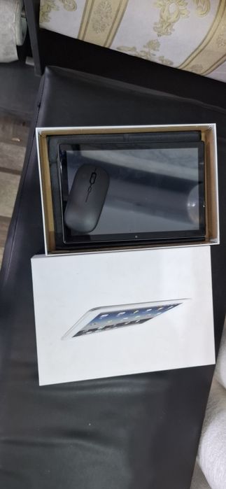 Planshet sotiladi xamma narsasi bor