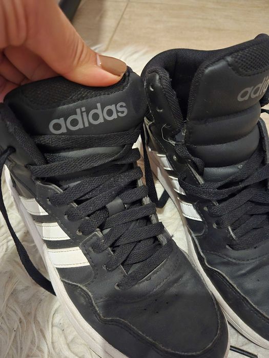 Спортни обувки Adidas