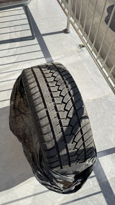 Anvelopa iarna 225/40/R18