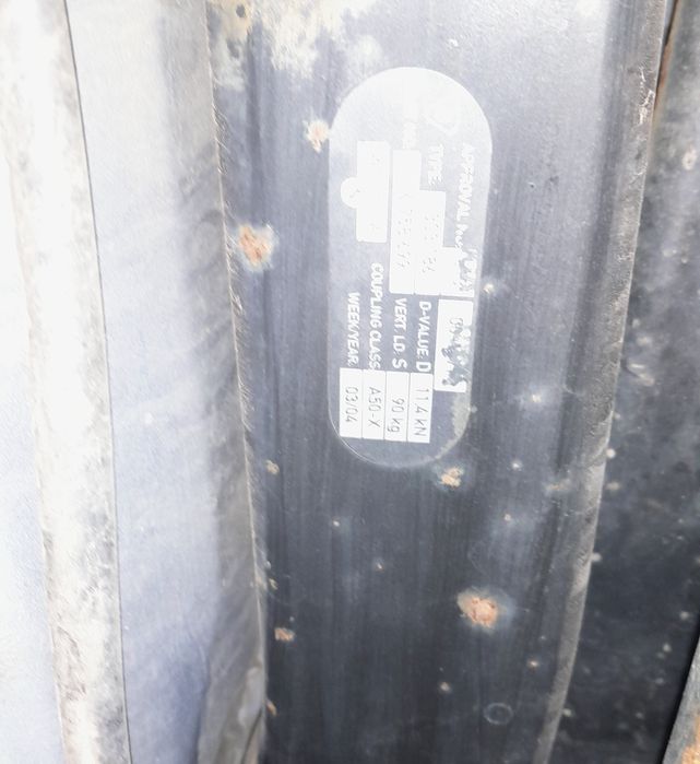 Теглич БМВ е60 оригинален