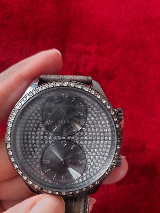 Ceas Guess pentru femei