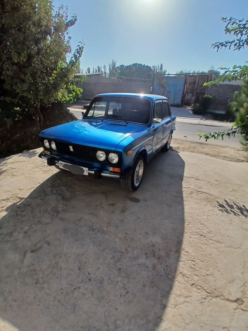 Jiguli 2106 sotiladi