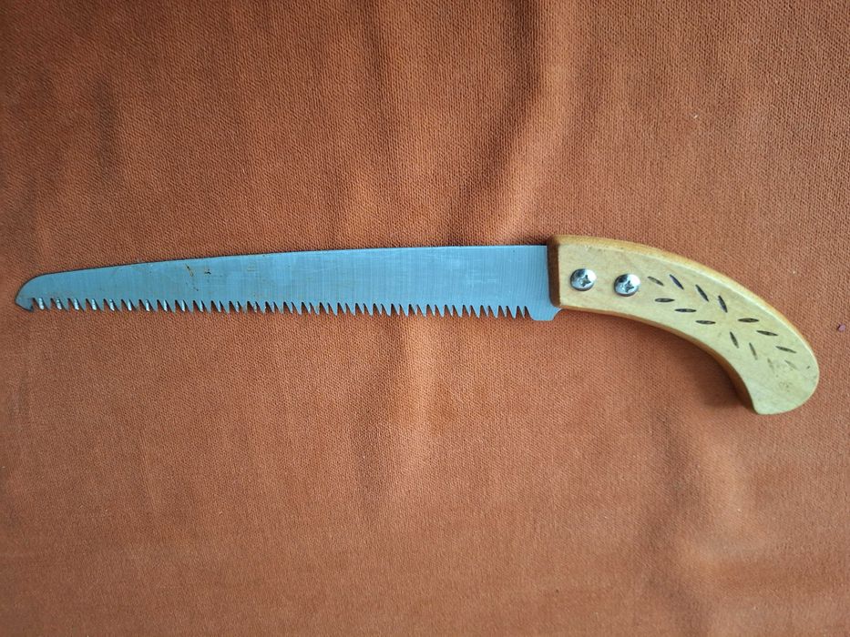 Ferăstrău manual din oțel inoxidabil cu mâner din lemn, lungime 30 cm