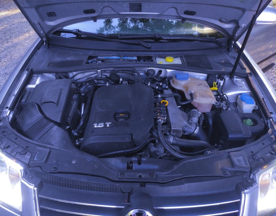VW PASSAT B5.5 1.8T  150 к.с. летни и зимни гуми нов акумулатор