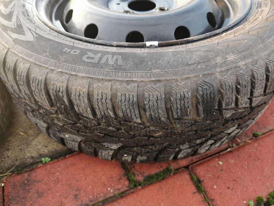 Cauciucuri iarna ff bune 185/60/15