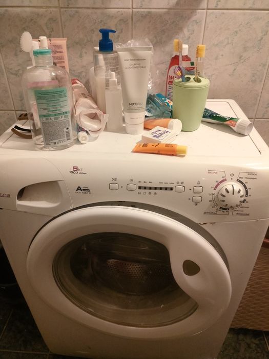 Б/у стиральная машина.