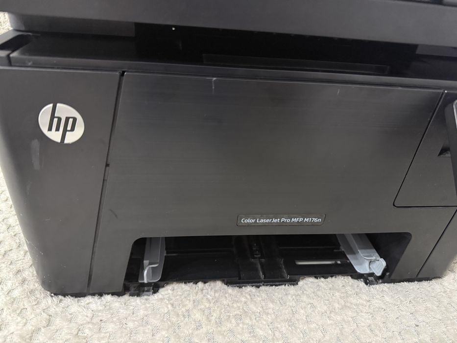 Imprimanta hp color laser jet mfp 176 n