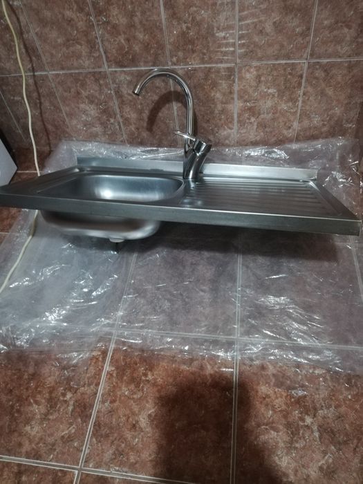 Chiuvetă bucătărie inox, cuvă pe stânga, stare bună