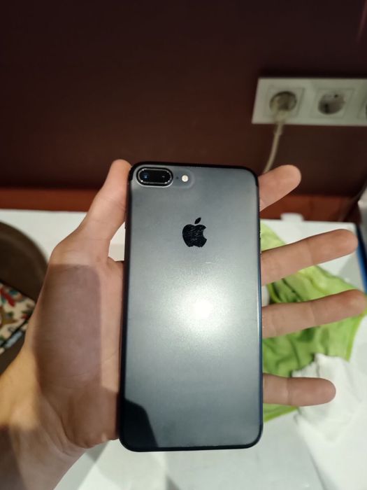Айфон 7+ есть торг на обмен интересует