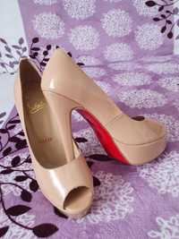 Oferta !!! Pantofi Christian Louboutin Nude