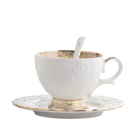 Чаша от костен порцелан за кафе и чай в комплект с лъжичка. 200мл