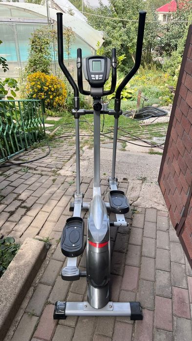 Тренажёр эллиптический