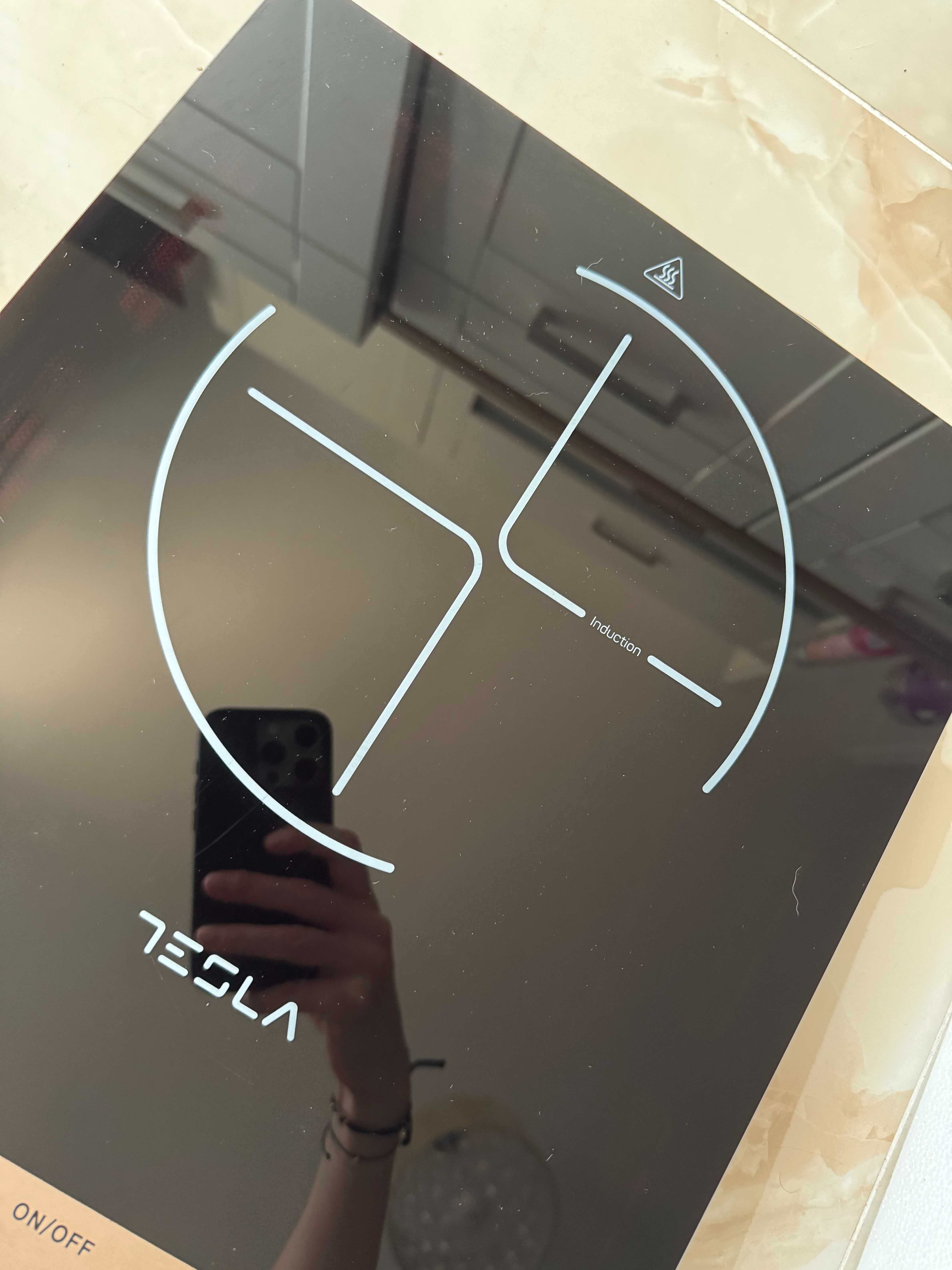 Plita portabila cu inductie Tesla