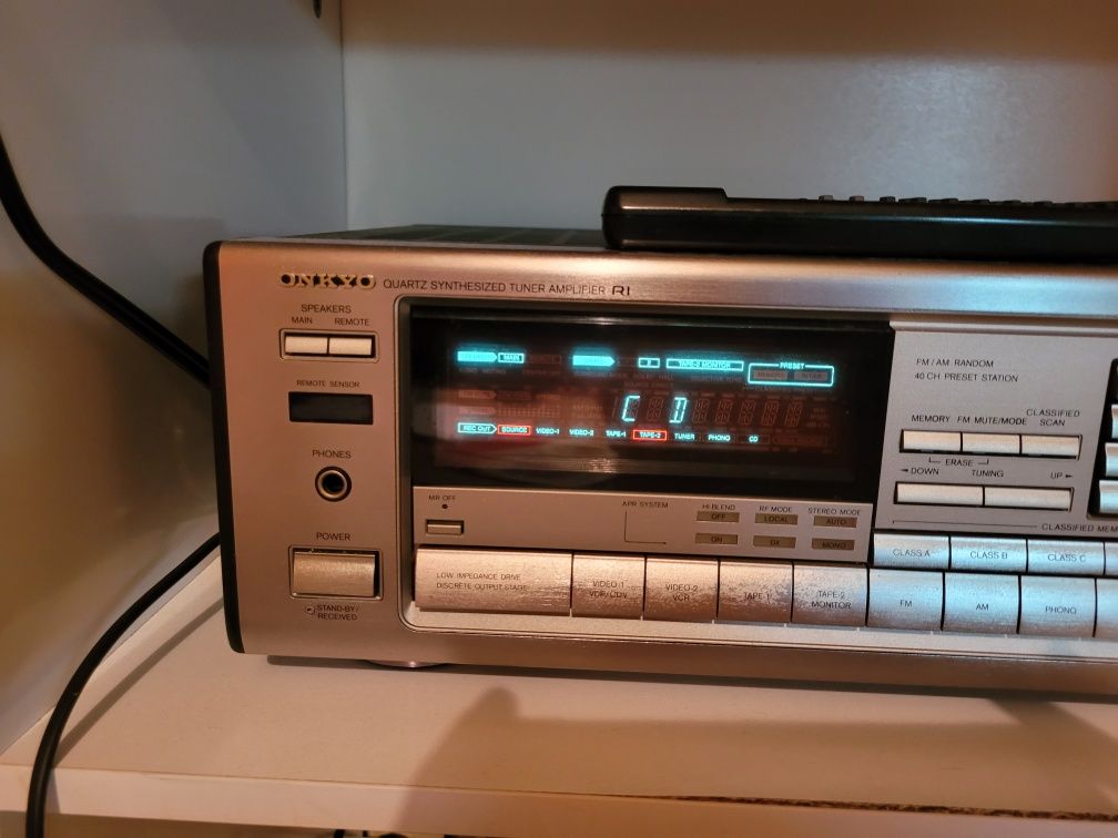 ONKYO  TX_7830  в отлично състояние