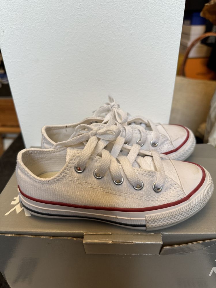 Sneakers Converse marime 27 / 17 cm ca noi