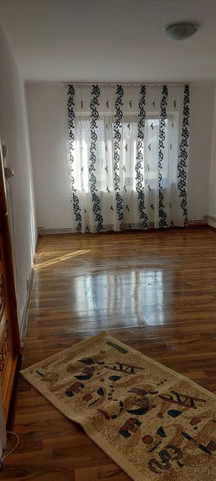 Vând apartament 2 camere