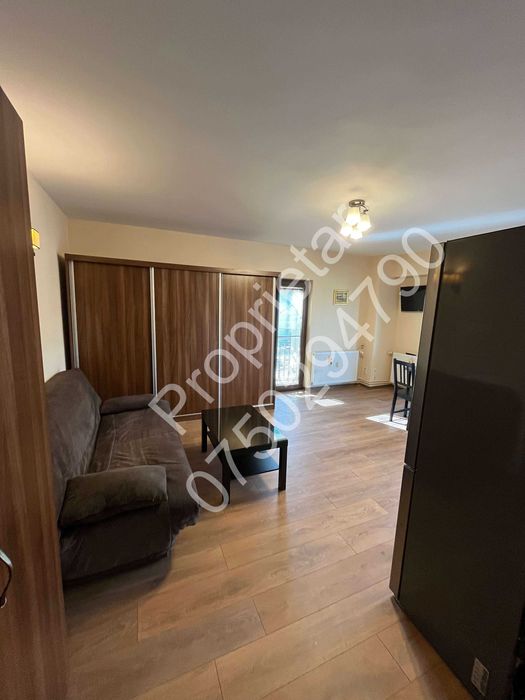 Studio (living + dormitor separat) – Nerva Traian – parcare inclusă