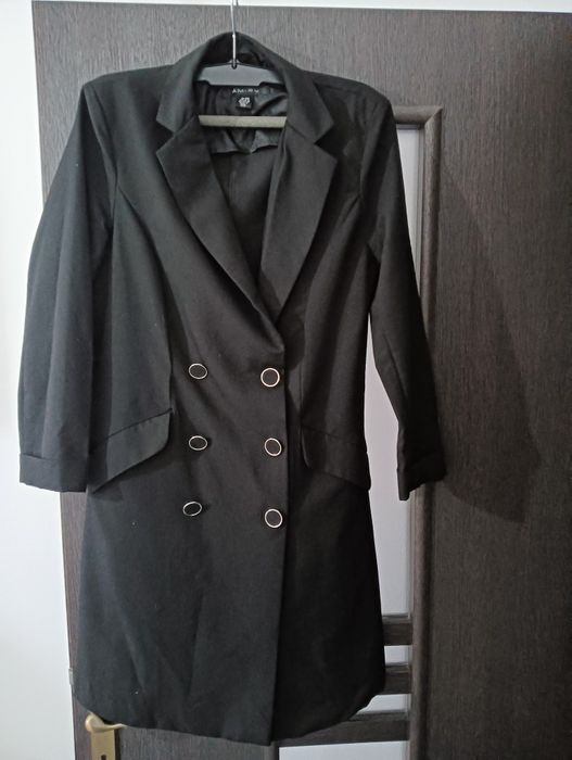 Trenci Amisu material subțire