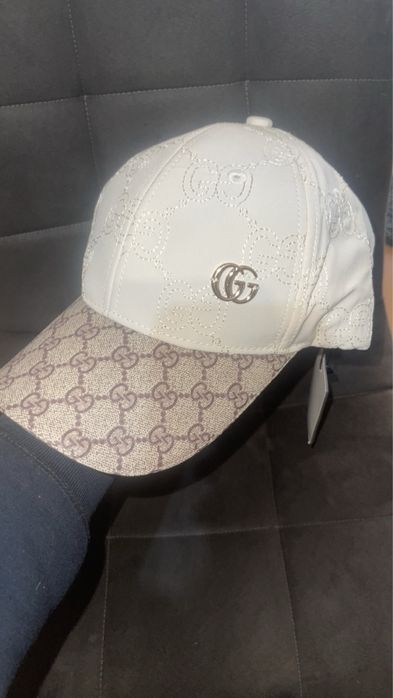 Шапка gucci кожена козирка