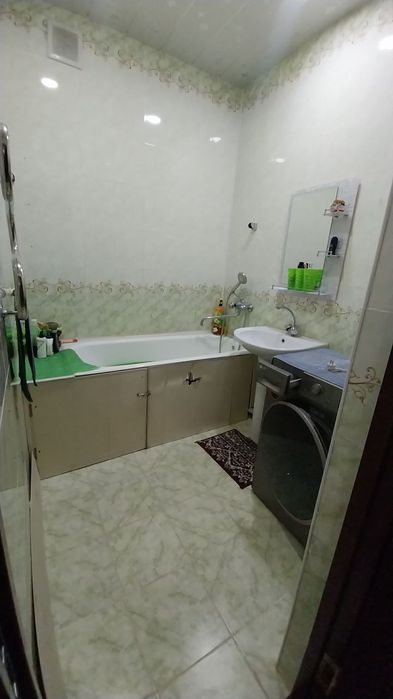 Navoiy shahrida 2 xona 3 xona qilingan uyimiz sotiladi arzon narxda