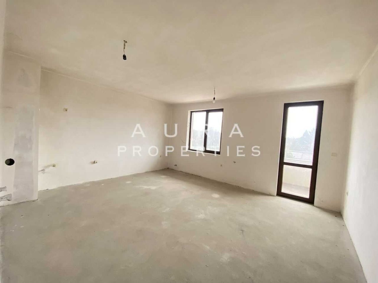 Продава се Тристаен апартамент в Разград, Васил Левски - 103 кв.м за 1065 €/кв.м - Снимка #18