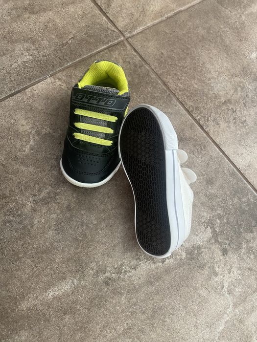 Лот маратонки lotto и гуменки champion