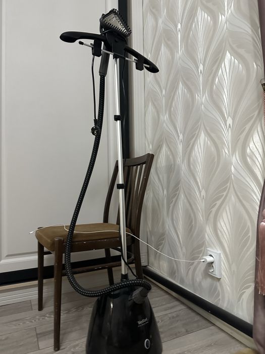 Отпариватель Tefal IT2461E0 черный