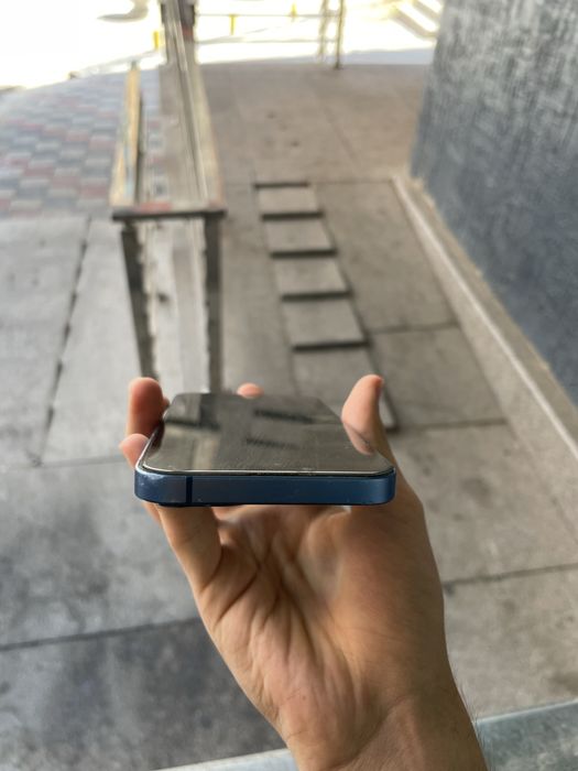 IPHONE 13   128 G