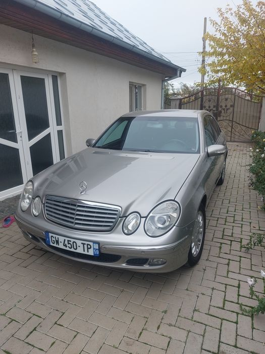Mercedes E 220 elegance
