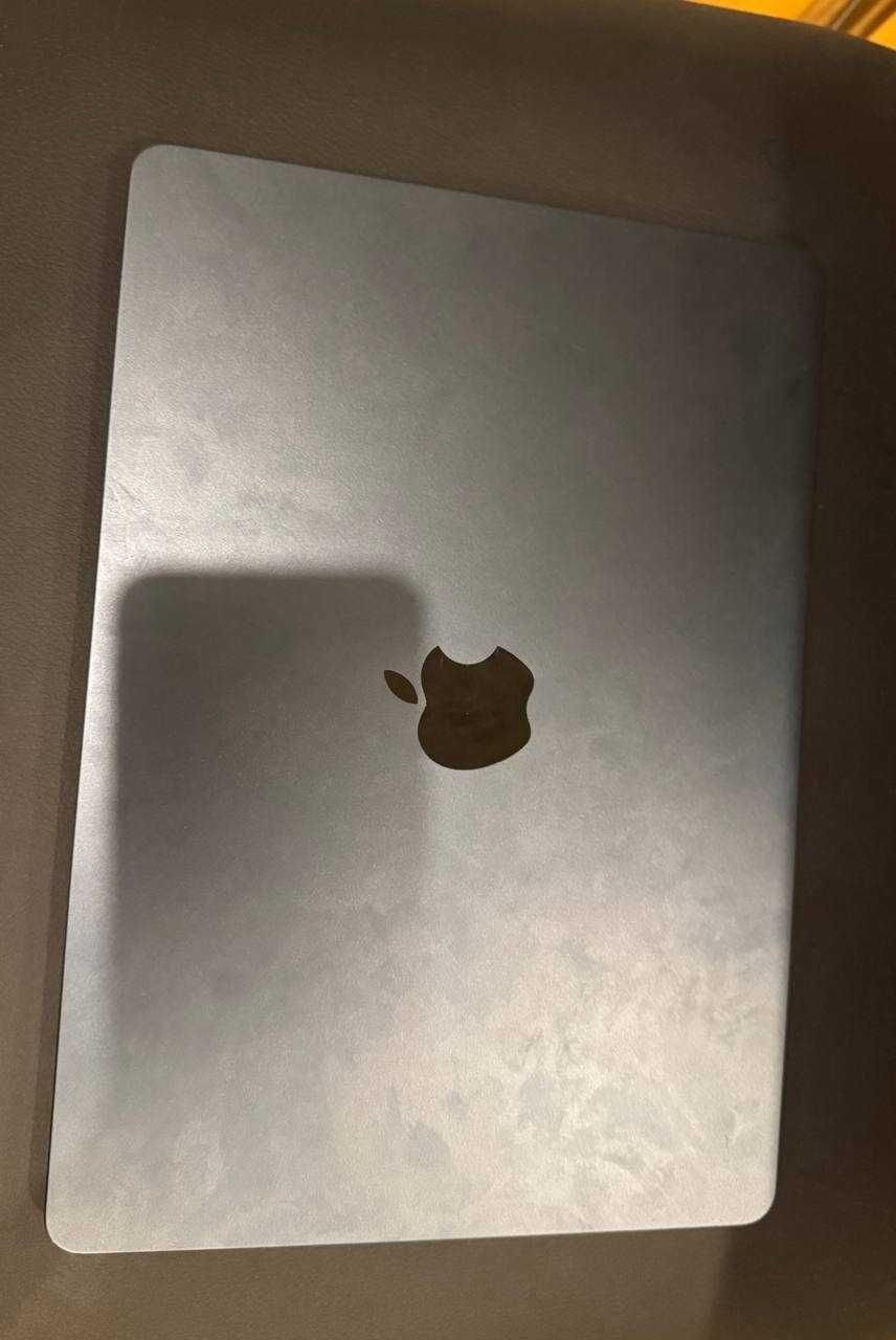 Macbook Air M2 13.6" 8/256 midnight [eng-korean keyboard]