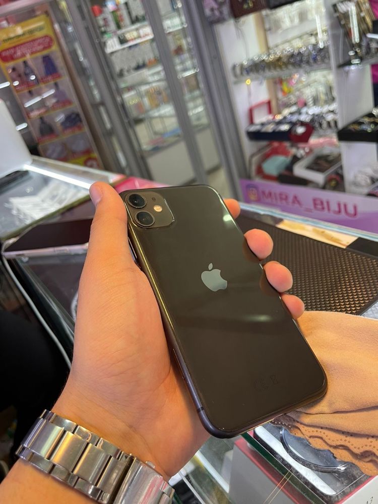 iphone11 , 64гбт , сост 9/10